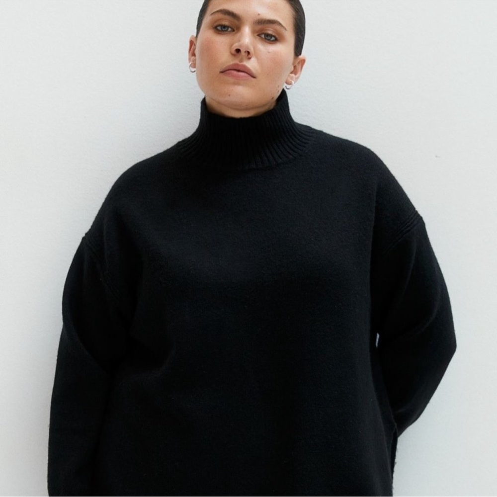 H&M Classic Black Turtleneck Sweater
